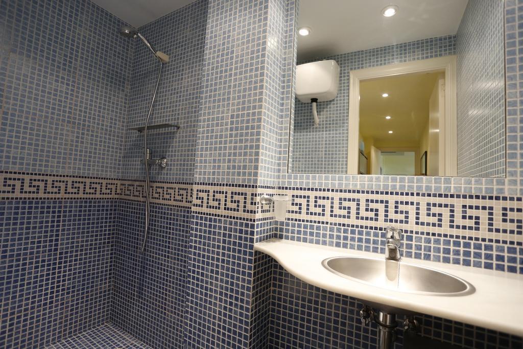 Apartamentos Alquihouse Vilafortuny Cambrils Quarto foto